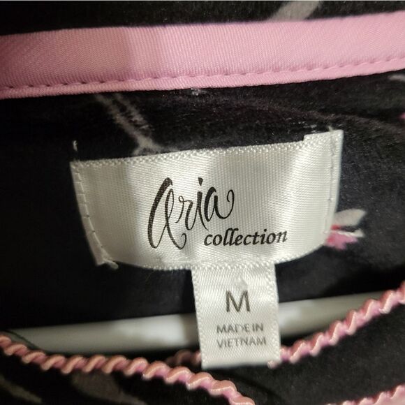 Aria Black Pink Rose Floral Long Sleeve Long Super Soft Nightgown, M - Picture 10 of 11